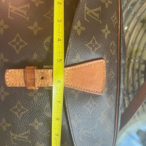 Authentic LV Jeune Fille MM Monogram - Picture 11 of 14